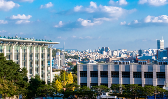 高考后去韩国留学读本科需要满足什么条件？(图1)