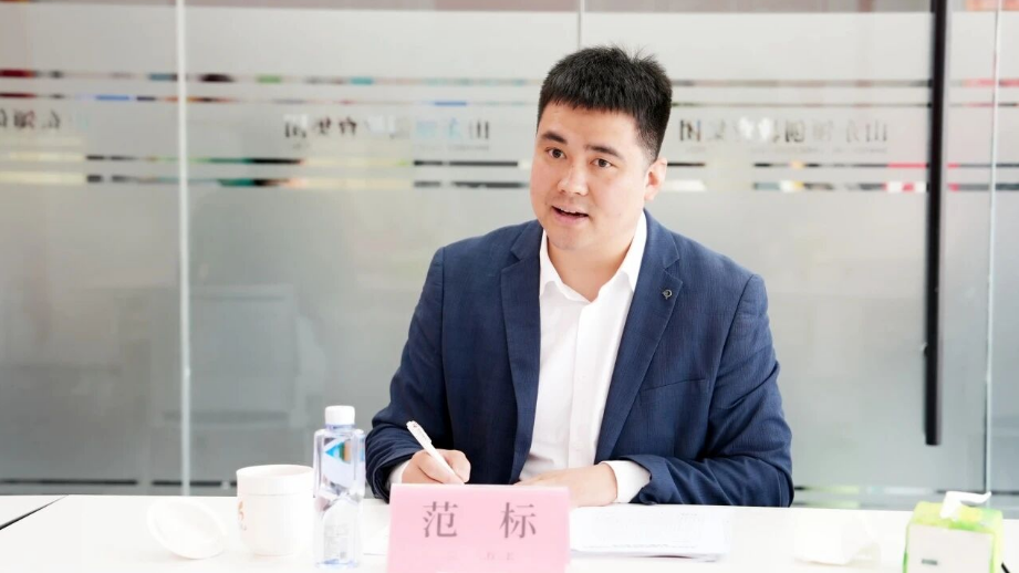 历城区委社会工作部领导莅临我校指导工作(图3)