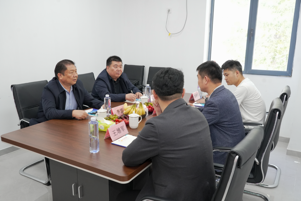 齐鲁医药学院领导莅临我校交流指导(图1)